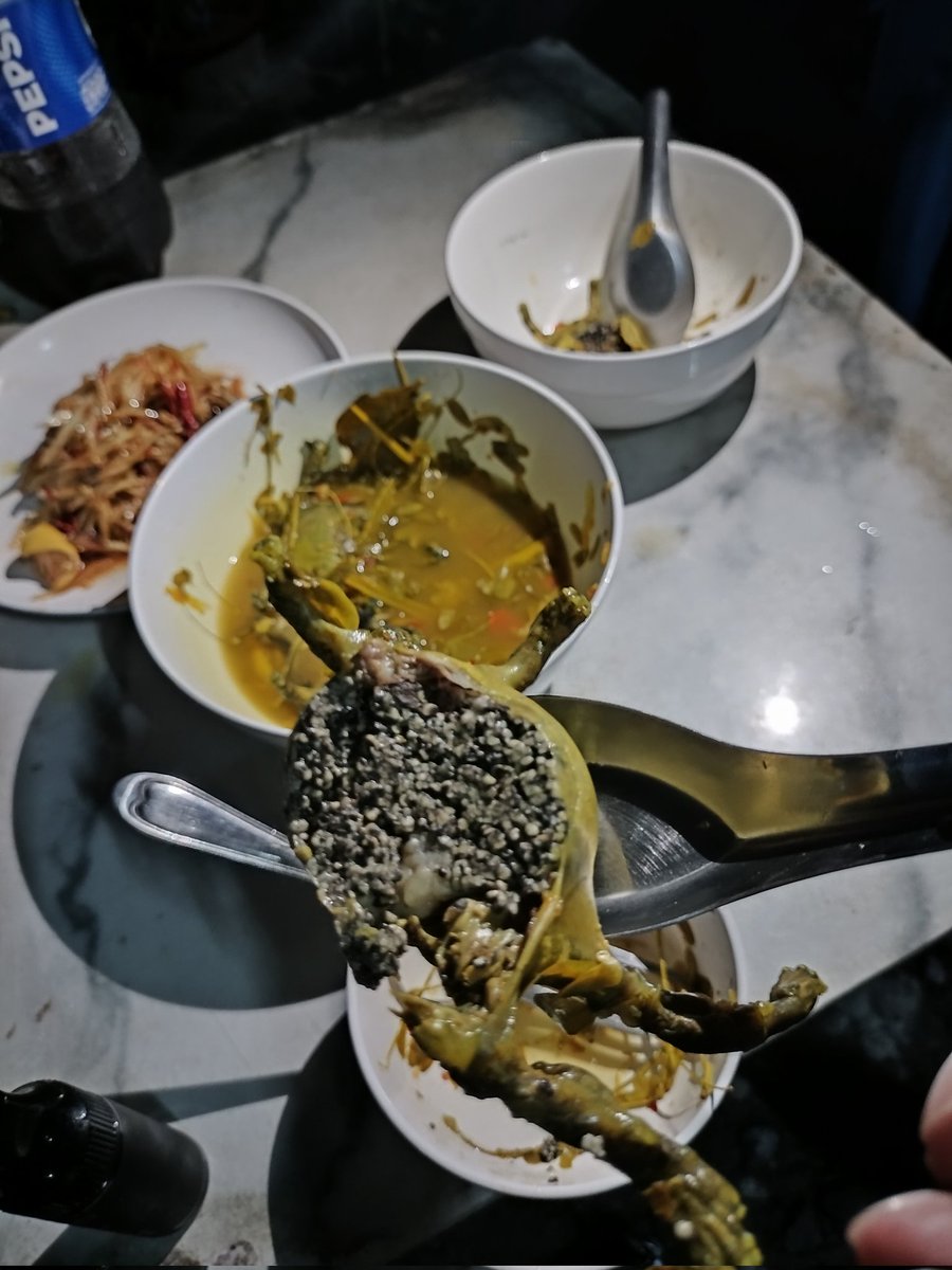 ChyantDa's tweet photo. อร่อยยืนหนึ่ง ปอแต๊กตึ้ง ยืนรอ 🤤 
ขออภัยคนที่ไม่กินเด้ออออ 🙏✨#อาหารประจำฤดู 
#บ่าวโรงงานอมตะซิตี้_ระยอง #สะพานสี่ #มาบยางพร #บ่อวิน https://t.co/EIesVRPneg