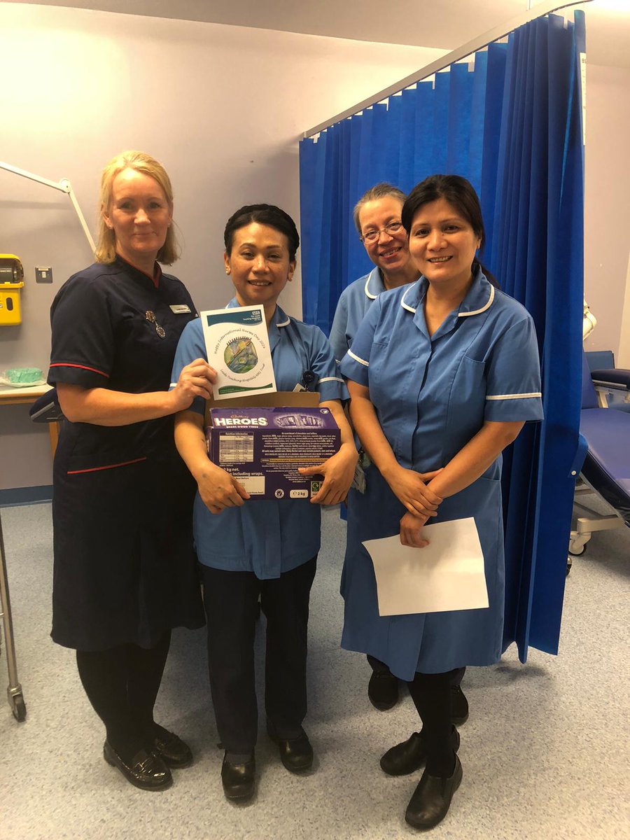 KarenLedgard's tweet photo. Outpatients CSU @LeedsHospitals celebrating International Nurses Day @endicott_sarah @Smyth4Sarah @clairwoodrow and Judith. Thank you for all you do for patients https://t.co/JRAeRDjZoC