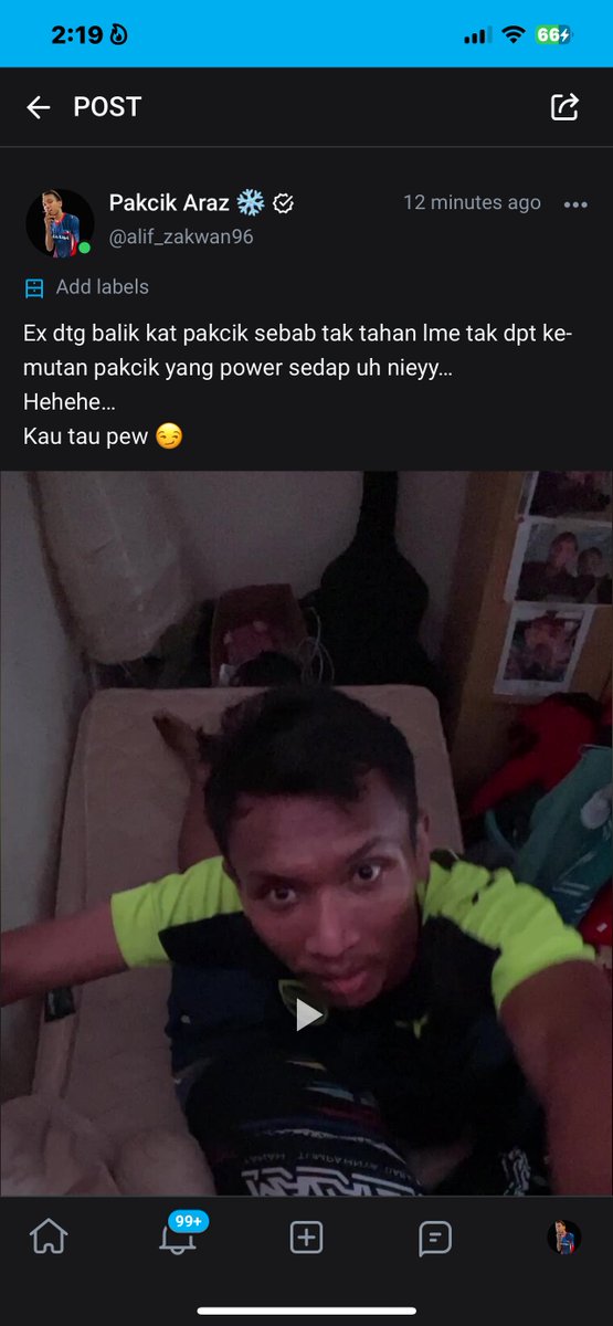 alif_zakwan96's tweet photo. Ex dtg balik kat pakcik sebab tak tahan lme tak dpt kemutan pakcik yang power sedap uh nieyy…
Hehehe…
Kau tau pew 😏
Video full dah upload kat OnlyFans ye… https://t.co/XY7Kx687aK