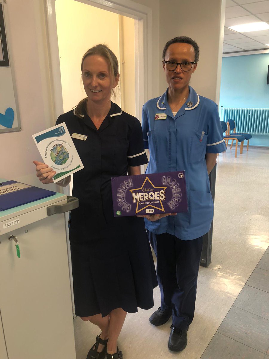 KarenLedgard's tweet photo. More Outpatient CSU staff @LeedsHospitals celebrating. Thankyou for all you do for our patients @endicott_sarah @Smyth4Sarah @clairwoodrow73 and Judith https://t.co/QDDa6E79z0