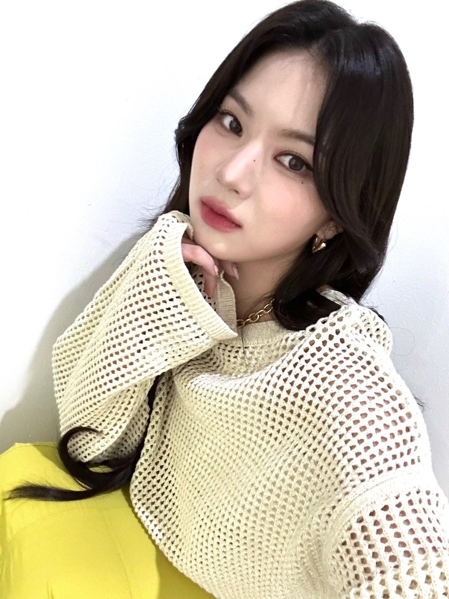 아이사! tweet media