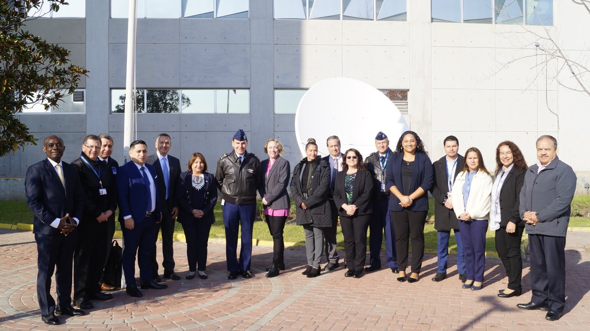 #InfoDGAC Esta mañana, Director General de la #DGAC General de Aviación, Carlos Madina Díaz, recibe a representantes de la Transportation Security Administration (TSA) de Estado Unidos quienes visitan dependencias del aeropuerto Arturo Merino Benítez #AMB