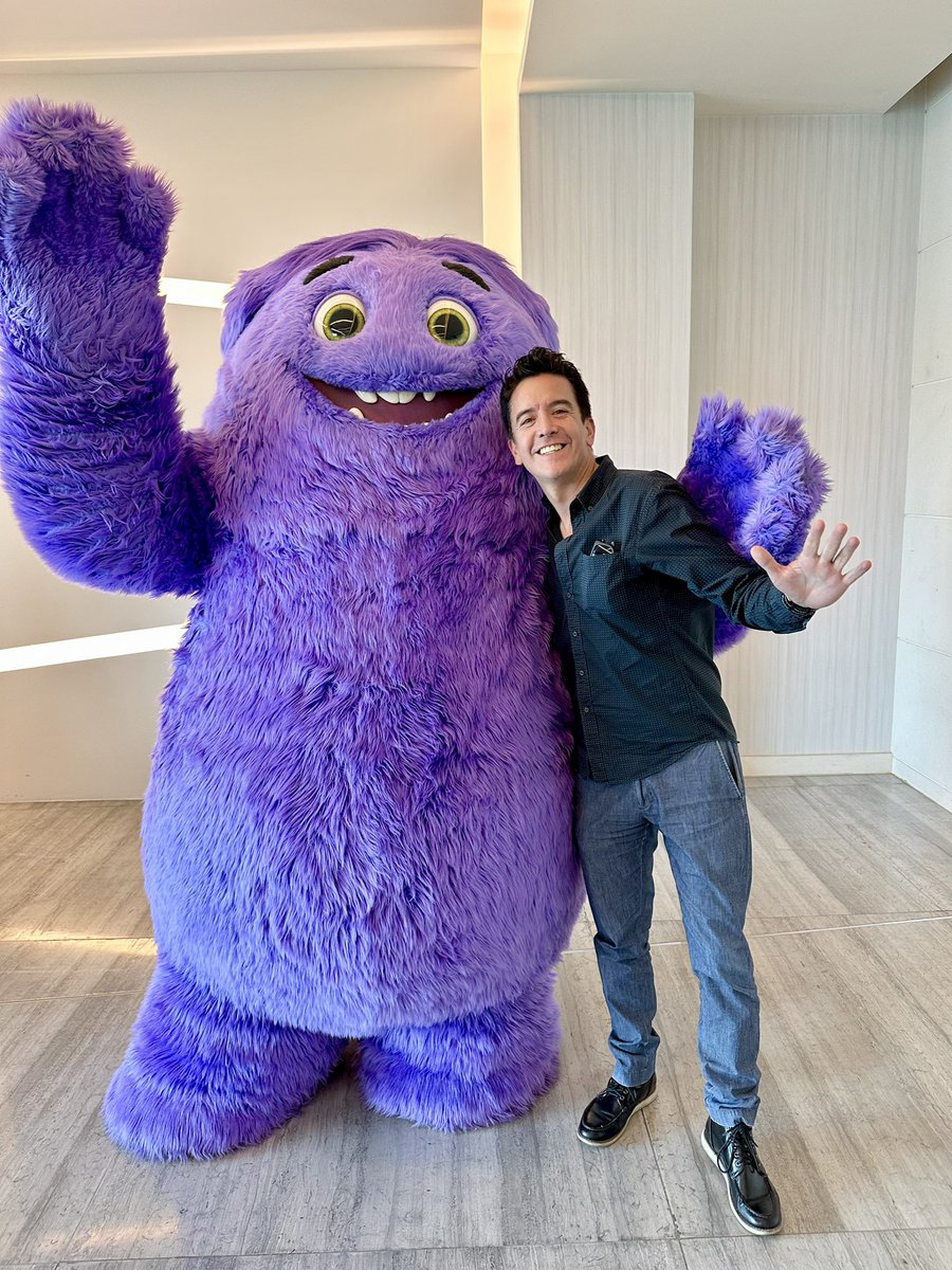 La película #AmigosImaginarios es completamente recomendable. Excelente trabajo de <a href="/angelicavale/">Angelica Vale</a> y <a href="/YordiRosado/">Yordi Rosado</a>