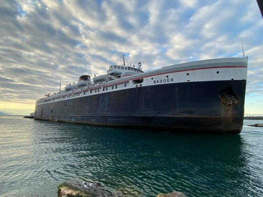 It’s official! The S.S. Badger: Lake Michigan Carferry will kick off the sailing season and make her return to Manitowoc Friday, May 17th! 📷📷 Book your trip now at ssbadger.com.