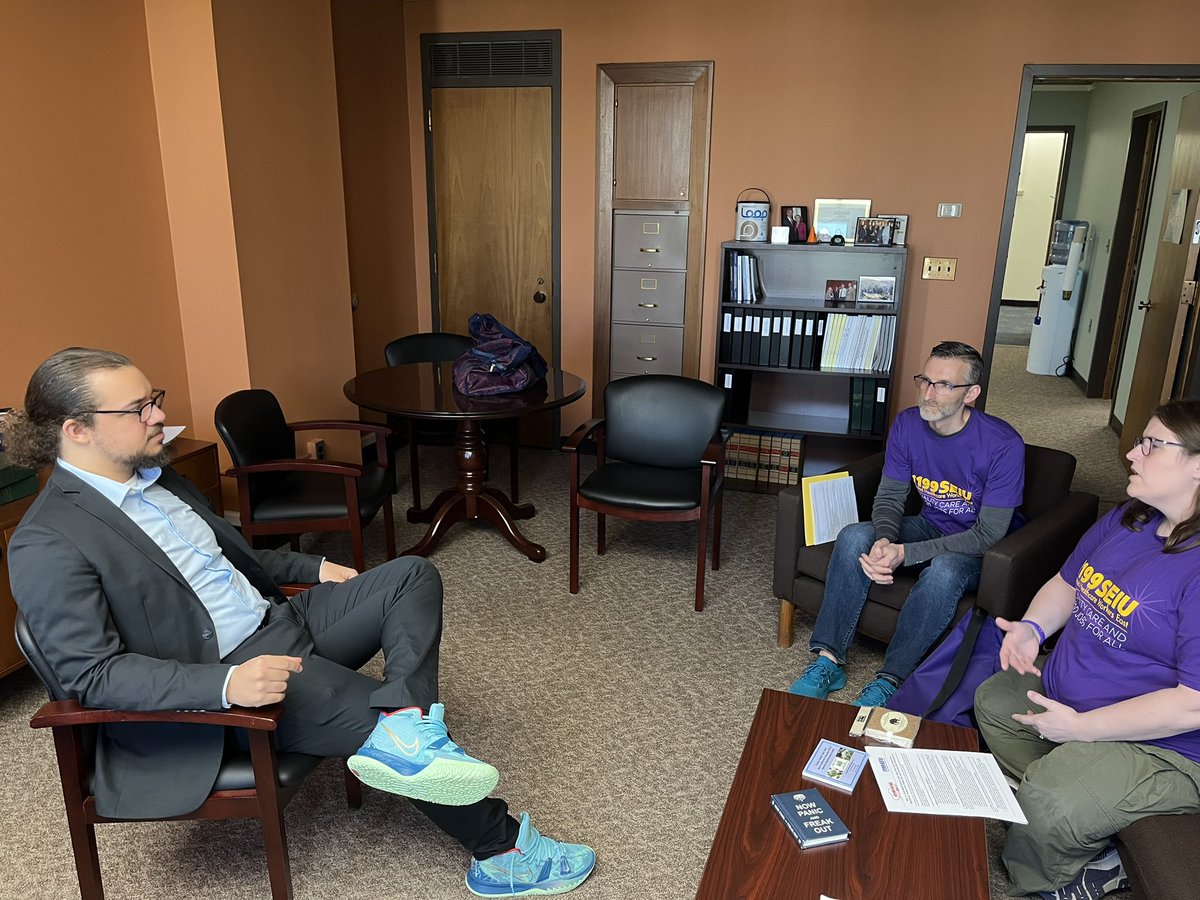 Very grateful for @StirpeAl’s office for meeting with us to discuss the dire need for safe staffing! #SafeStaffingSavesLives #UnionStrong @1199SEIU