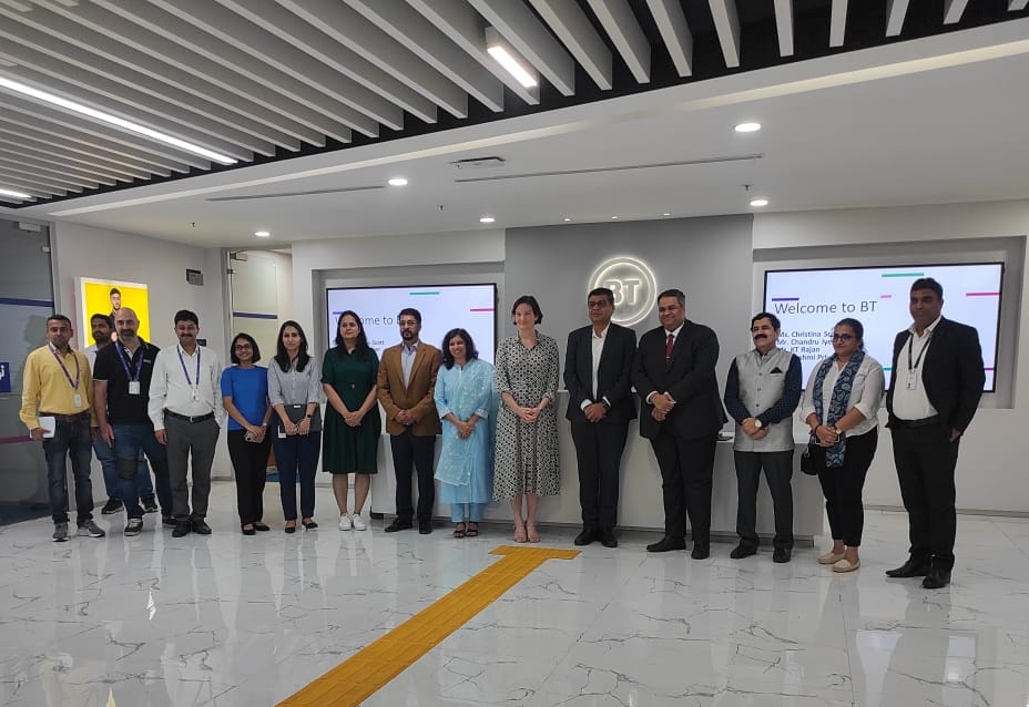 Great to have 🇬🇧 DHC to 🇮🇳, <a href="/CScottFCDO/">Christina Scott</a> in #NammaBengaluru this week. Continuing with celebrating the success of British companies in India, it was great to visit the Bangalore Tech center of <a href="/bt_uk/">BT</a> and get a first hand feel of their #Digital, #Network &amp; #Ai capabilities.