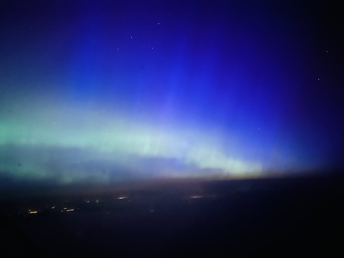 Making the night flights that bit easier 😍 ✈️ heading back to #Glasgow at the weekend

@GLA_Airport @Glasgow_Live 
#B787 #views #northernlights #AURORA #lucky #officeview #Atlantic