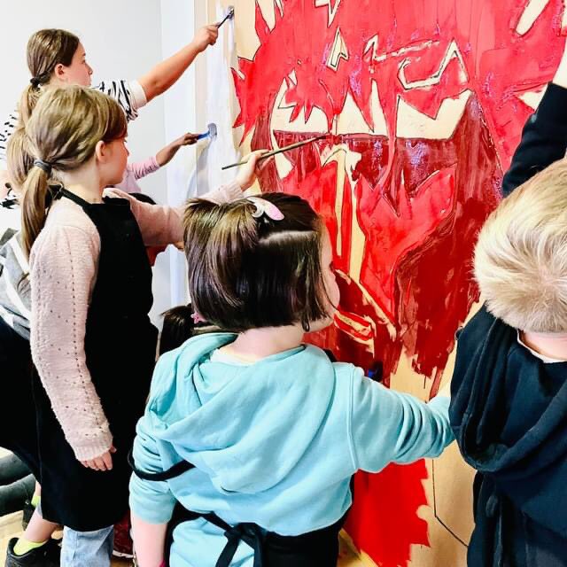 Fabulous Basterretxea!!! @arantzazuondarea <a href="/arantzazulab/">Arantzazulab</a> #nestorbasterretxea #marrazketa #muralak #cripta #tailerra #fog #arantzanzu? #abstracart #basqueart #painting