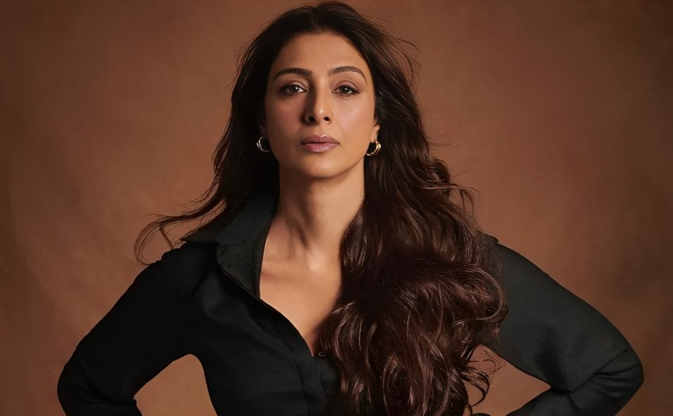 Legendary Indian actress Tabu has joined 'DUNE: PROPHECY' in a recurring role. Her character, Sister Francesca, is described as strong, intelligent, and alluring. 'Once a great love of the Emperor, her return to the palace strains the balance of power in the capital.' (via:…