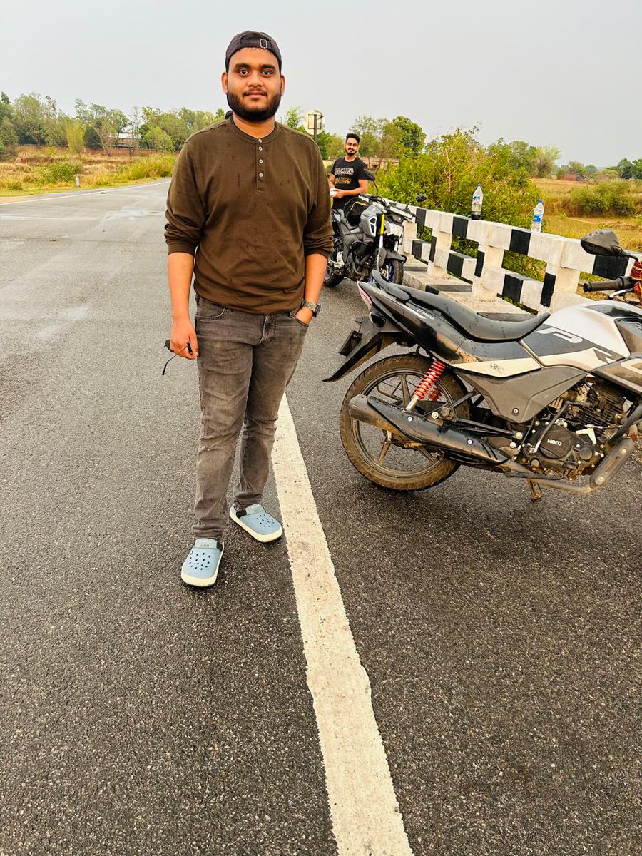 i_am_hk98's tweet image. शाम बारिश और..........
.
.
.
.
.
.
.
#firstrain #eve #rain