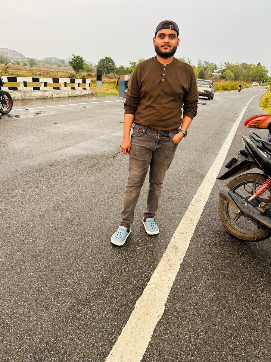 i_am_hk98's tweet image. शाम बारिश और..........
.
.
.
.
.
.
.
#firstrain #eve #rain