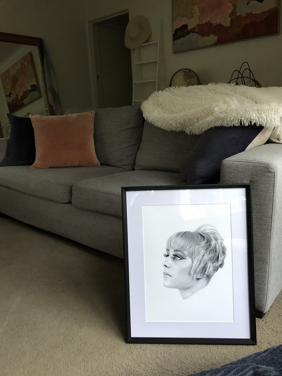 MissKerrAus's tweet photo. Sweet sixteen! This photograph has been stored in various abodes for nearly thirty five years! Finally pulled my finger out to get it in a frame! No spare walls to hang it though! https://t.co/f07hkpeJIE