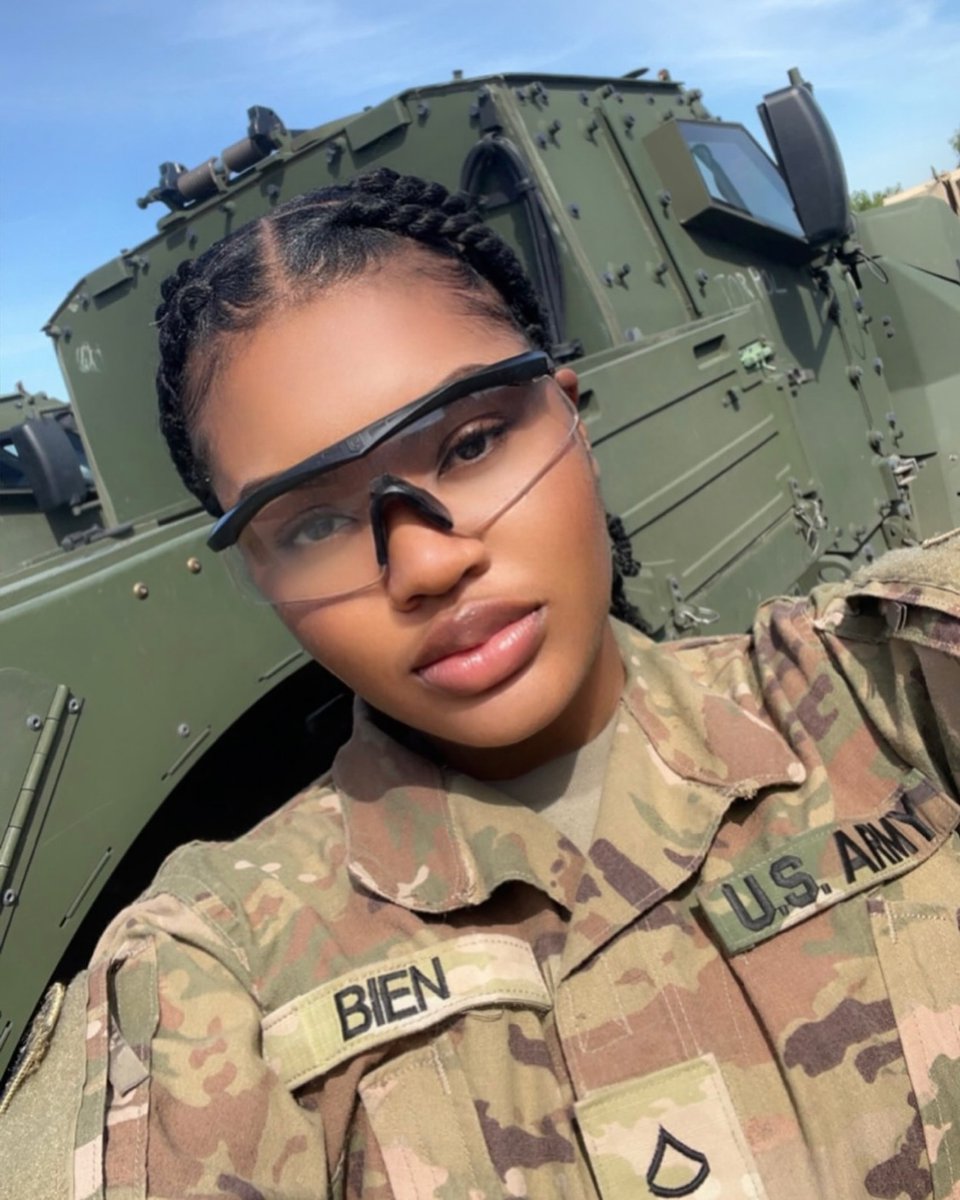 Buckle up and get ready for a wild ride! Let's go! 🪖🇺🇸. . . . . #armylife #armylover #gogreen💚 #usarmysoldier