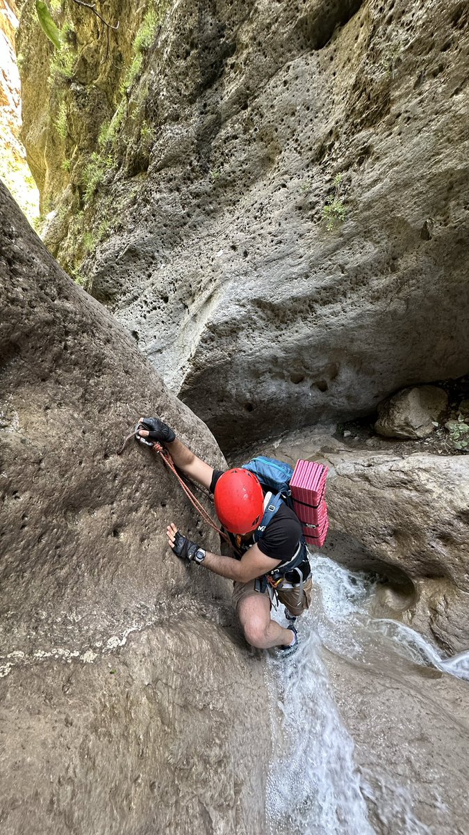 zhyarbluee's tweet photo. Gali kark ⛰️🧗🏻 https://t.co/S2jGpsmTI5