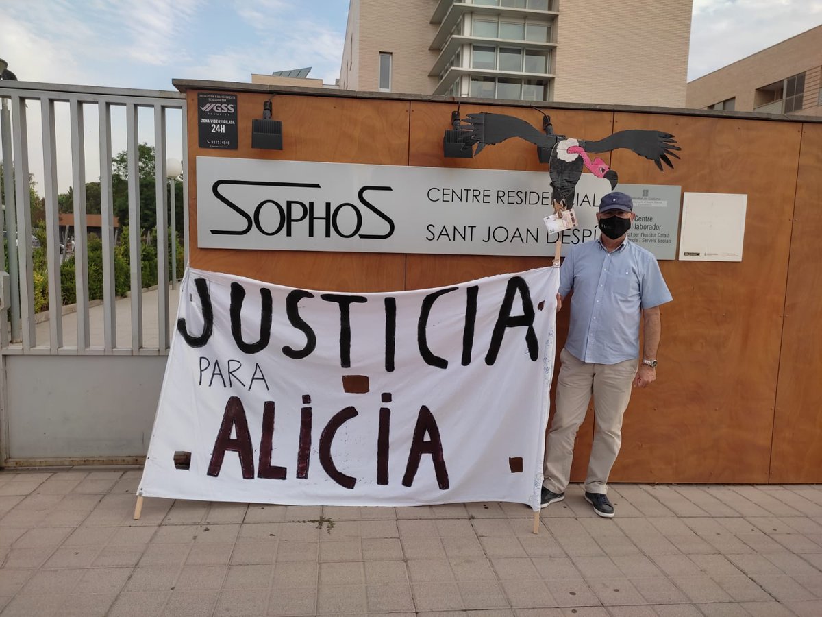 El tratamiento criminal que le dieron a las personas ancianas en las residencias durante el confinamiento, todavía la sociedad no se ha dado cuenta que negar asistencia médica y dejar morir a miles de ancianos es un crimen de lesa humanidad.