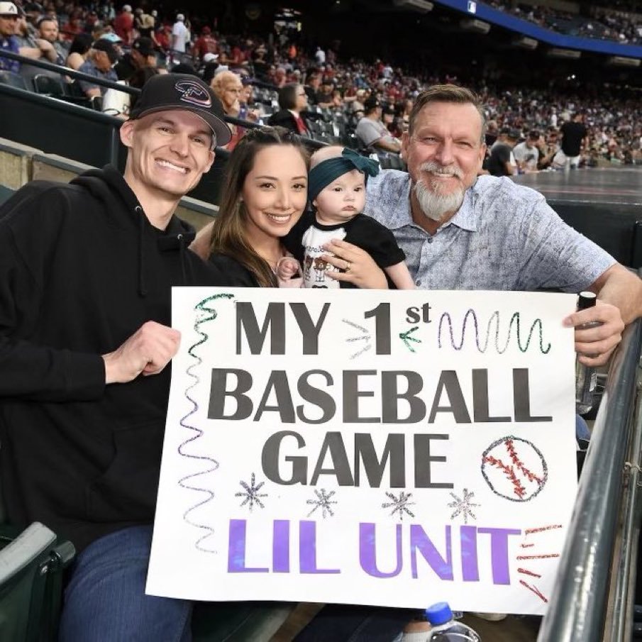 Baseball’s Greatest Moments tweet media