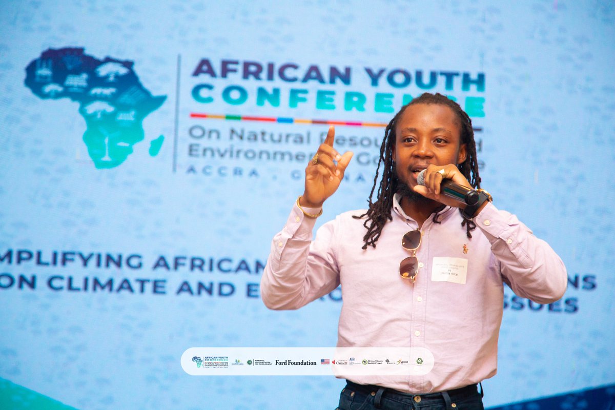 YouthNREGGh's tweet photo. Highlights from the punchy and deep-thinking spoken word performance by @_KooKumi at #AYC2024, addressing critical socio-political and contemporary cultural issues.
#AYC2024
#WeAreShifting https://t.co/bgwKwEjAMI