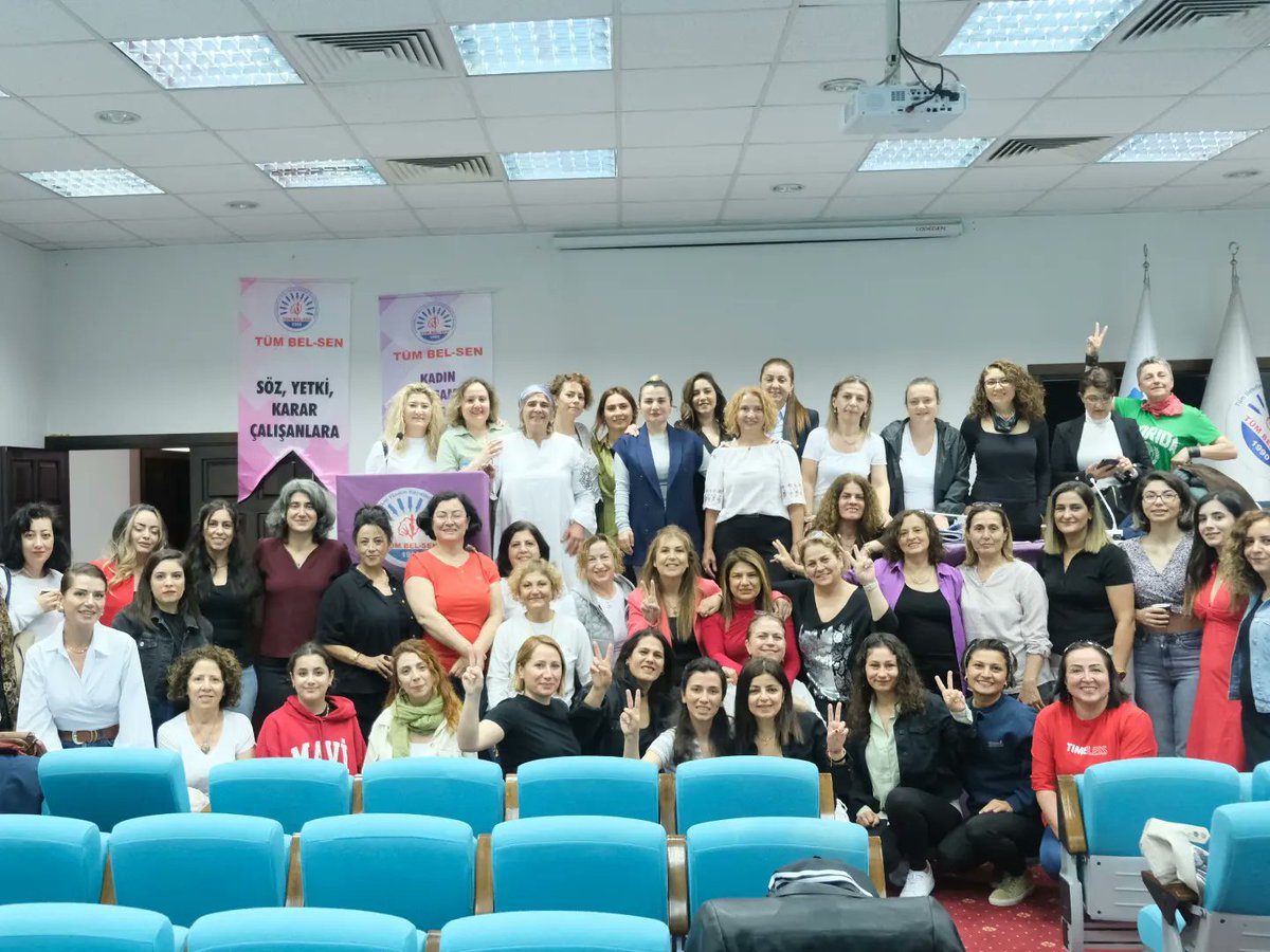 Birçok şehirden 83 kadın arkadaşımızın katıldığı Tüm Bel-Sen 13.Dönem 1.Kadın Meclisi, 'Cinsiyet Eşitlikçi Demokratik Ekolojik Yerel Yönetimler İçin Mücadeleye Devam” şiarıyla gerçekleştirildi.