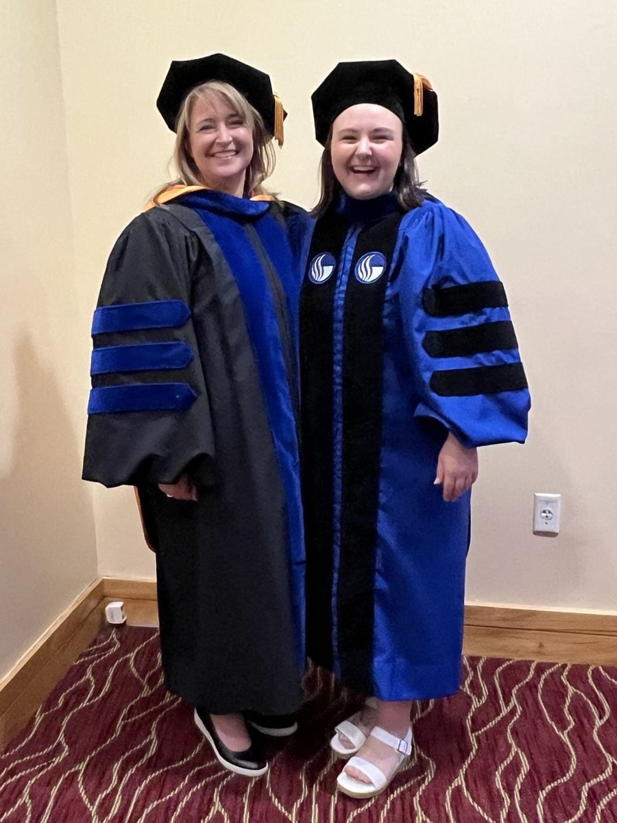 Congratulations to @HollyADustin on her graduation from the GSU Clinical Psychology Program. Holly will begin her post-doctoral fellowship at Kennedy Krieger Institute this summer. We are so proud of you Holly!