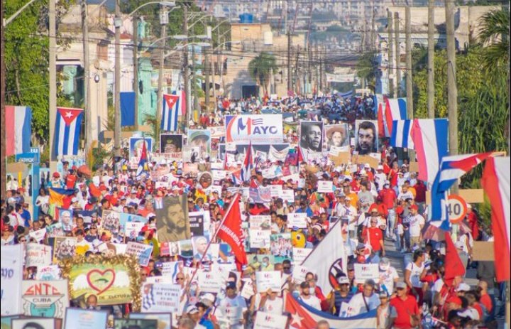 y a la Dirección Histórica de la #RevoluciónCubana #AduanadeCuba'El imperialismo yanqui usa como herramienta para asfixiar al pueblo cubano, quebrar su unidad y confianza en la Revolución, en el socialismo, en el Partido y en el Gobierno'@DiazCanelBUnidos al @PartidoPCC