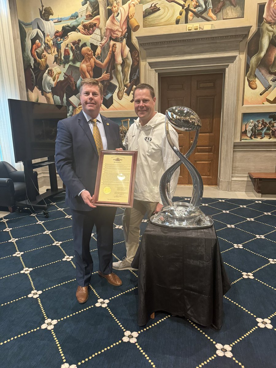 It was fun presenting the team with a House Resolution on their big win in the Cotton Bowl over Ohio State.  #moleg <a href="/MizzouFootball/">Mizzou Football</a>