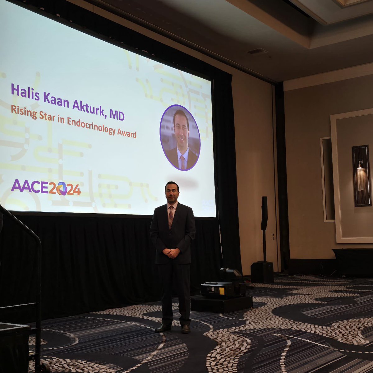 Drhkakturk's tweet image. I am happy to announce that I received 2024 @TheAACE (American Association of Clinical Endocrinology) Rising Star in Endocrinology Award for contributions in type 1 diabetes and diabetes technologies. Thank you and I appreciate this honor.