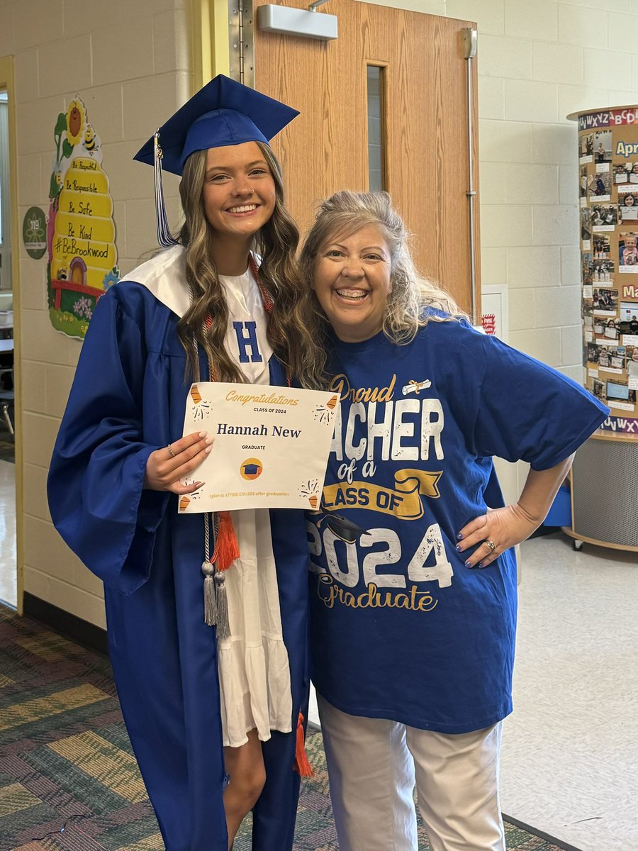 Aileen Ernst tweet media