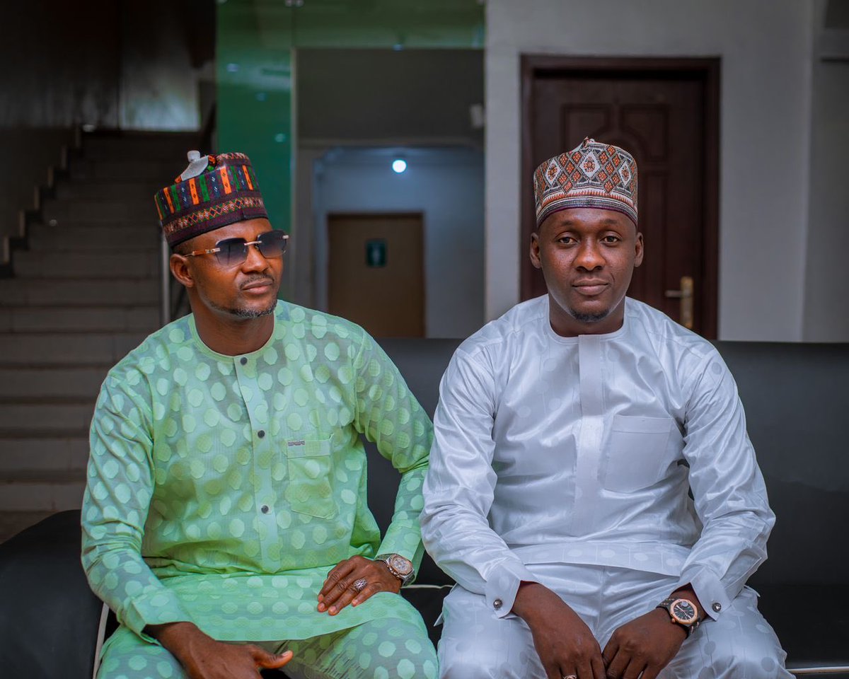 CKWSport's tweet photo. Munyi buji lfy Ubangiji Allah yayiwa wanna aure albarka https://t.co/BnoE0tq6fK