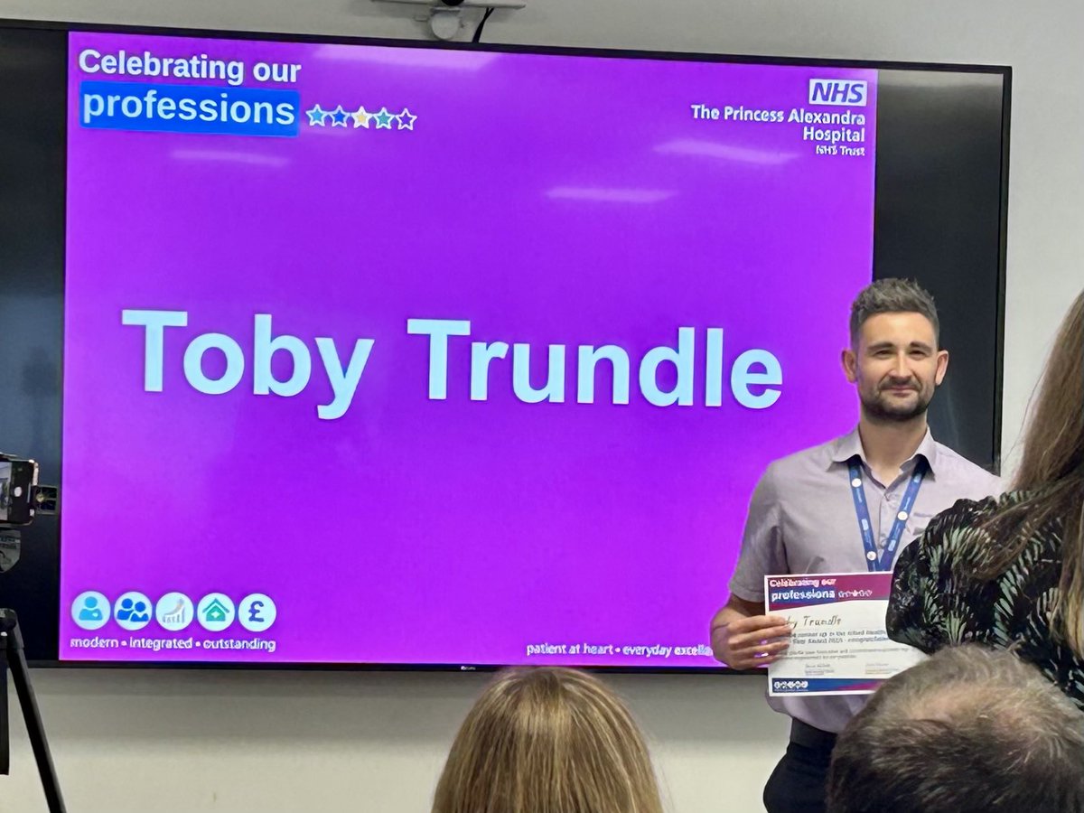 Congratulations to our AHP of the Year <a href="/KedPhysio/">Kirsten Dalby</a> and our Runner Up <a href="/TobyTrundle/">Toby Trundle RD</a> who were presented with certificates at our Celebrating Our Professsionals Day @NHSHarlow today. Was great to have <a href="/RachelWField/">Rachel Wakefield</a> join us too.
#AHPsRock
#ProudtobeAHP
#PAHTPeople
👏🏼💐👏🏼💐👏🏼
