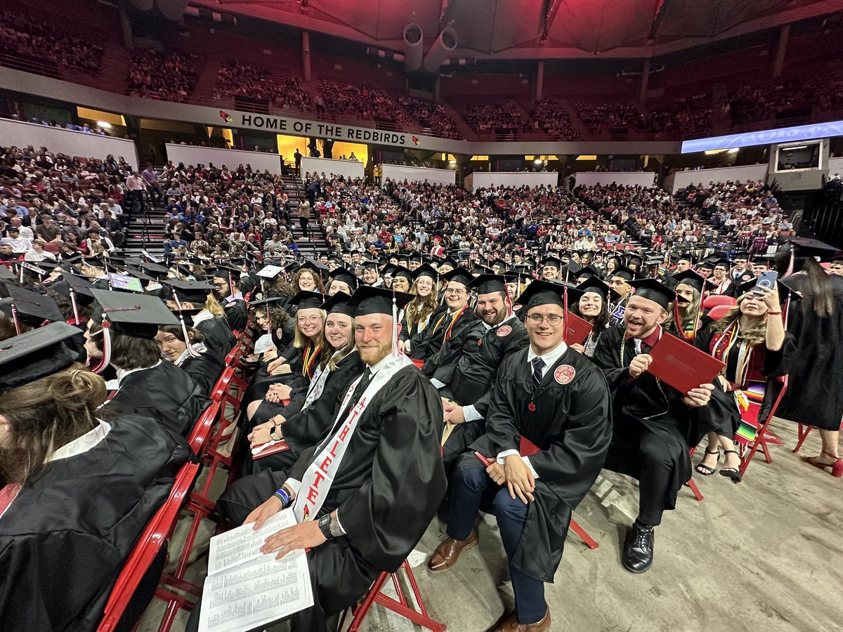 ISUHistoryEd's tweet photo. Congratulations to all of our spring 2024 graduates! We are so incredibly proud of our 103 undergrads and 14 students earning their master’s in history. #studythepastbuildthefuture #GoYouRedbirds https://t.co/roijam9HCr