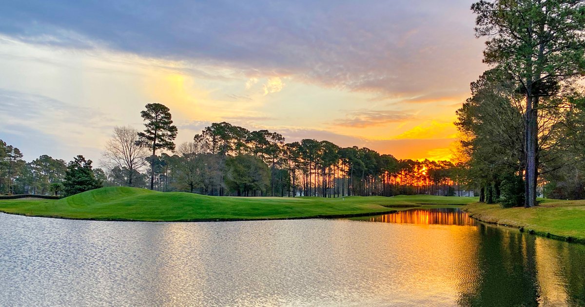 Experts Debate: Best Myrtle Beach Course Off The Beaten Path || Read Story: ow.ly/Fw4z50Ran4i #MyrtleBeachGolf