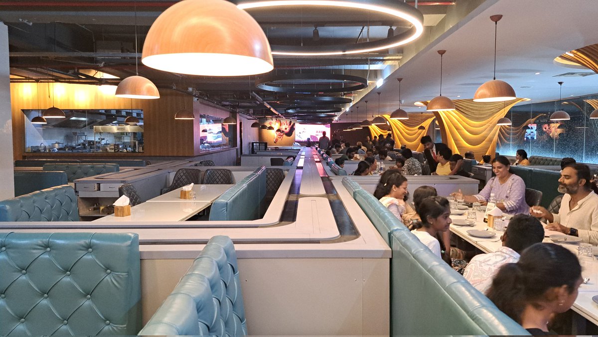 R2023WW's tweet photo. Dined at #Bot9 Restaurent, PMPalem, #Visakhapatnam.
Great ambience. Amusing capsule bot delivery. Alas, mediocre food quality, mostly. A few items are great, though.
Haphazard service. Excess billing.
Details later. https://t.co/KvLEPJWke6