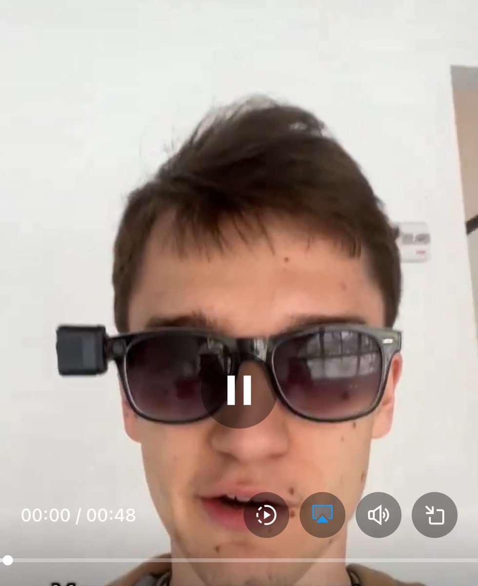 tonyspark2000's tweet photo. @sama It is awesome if use this glass with new GPT-4o! https://t.co/Oj2dNiQtbC