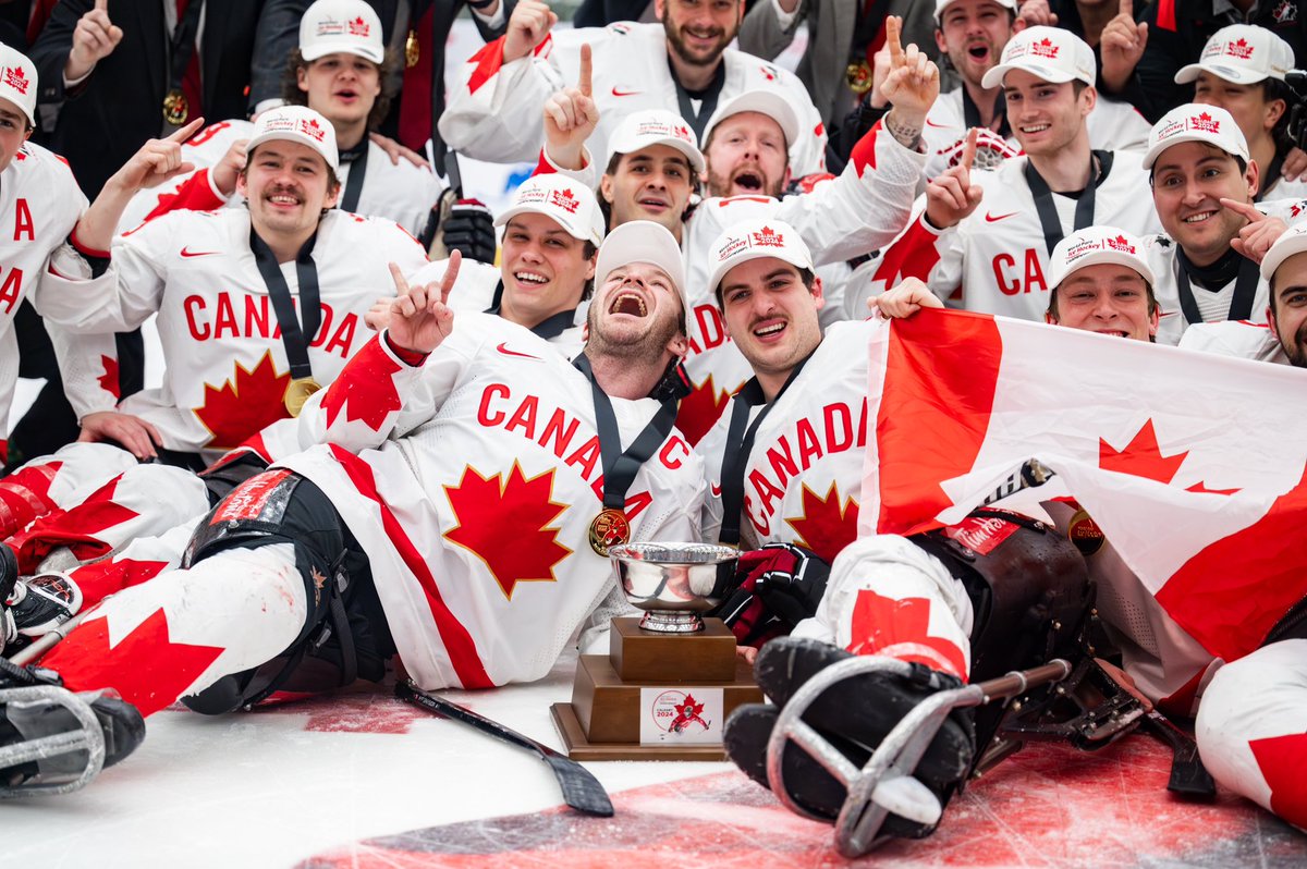 Hard to explain the love I have for this group. What a battle. Worlds Champs baby 🇨🇦❤️