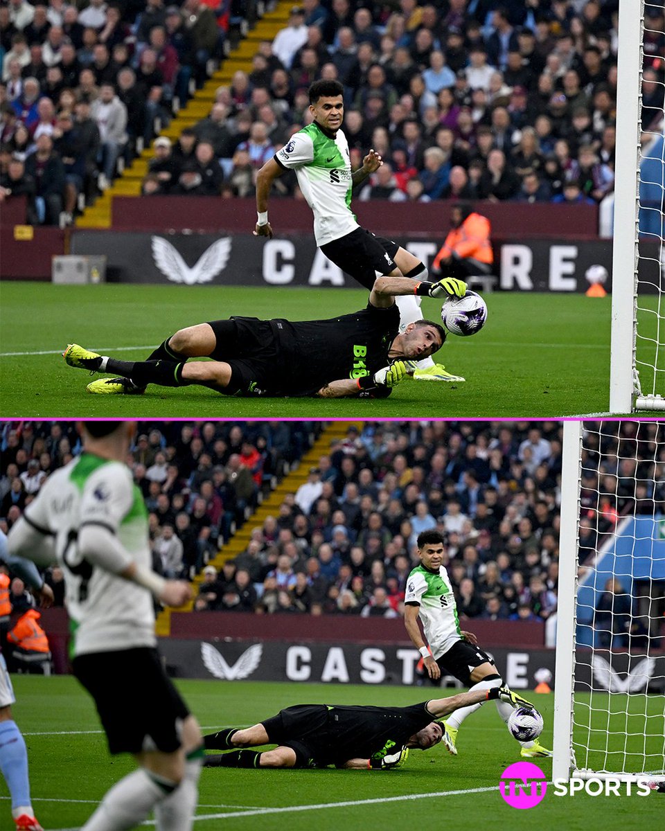 A VERY unfortunate start for Aston Villa Emi Martinez had a howler 😬