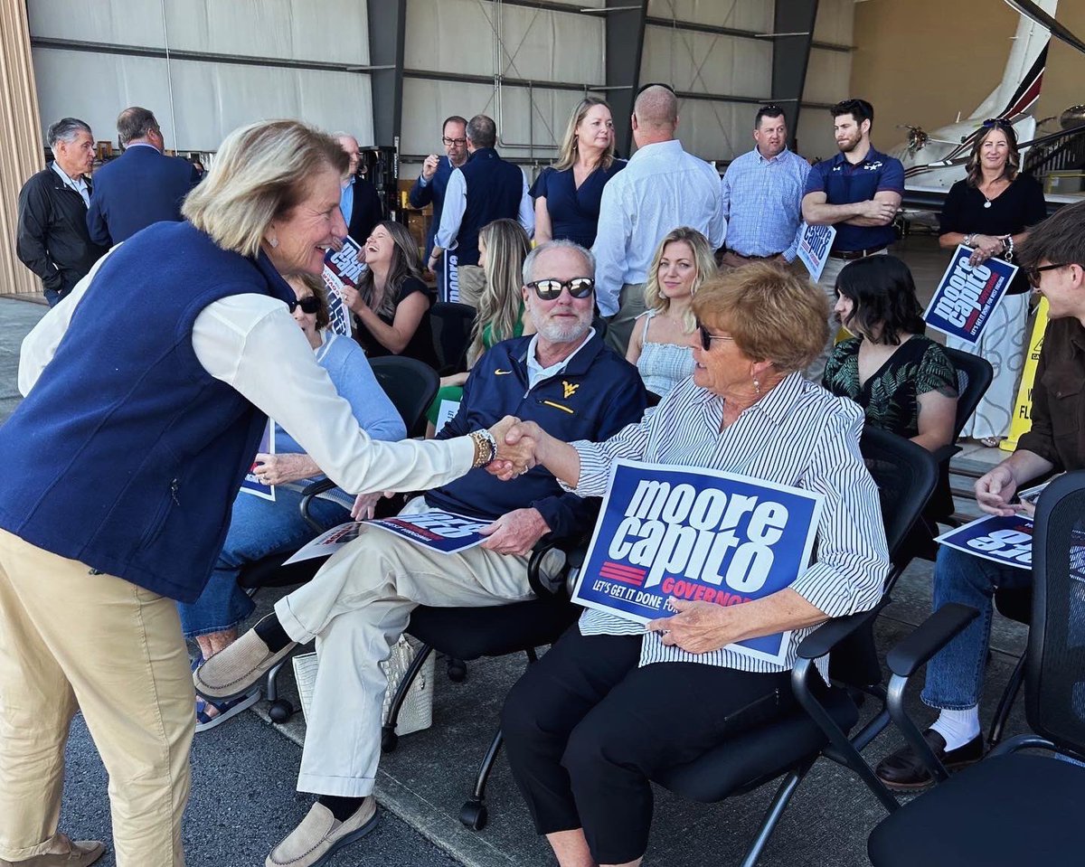Great crowd in Bridgeport for our second stop on the Let’s Get It Done West Virginia Tour. Thanks to Mayor Andy Lang, Senator Ben Queen, Delegate Riley, and so many friends for joining us.