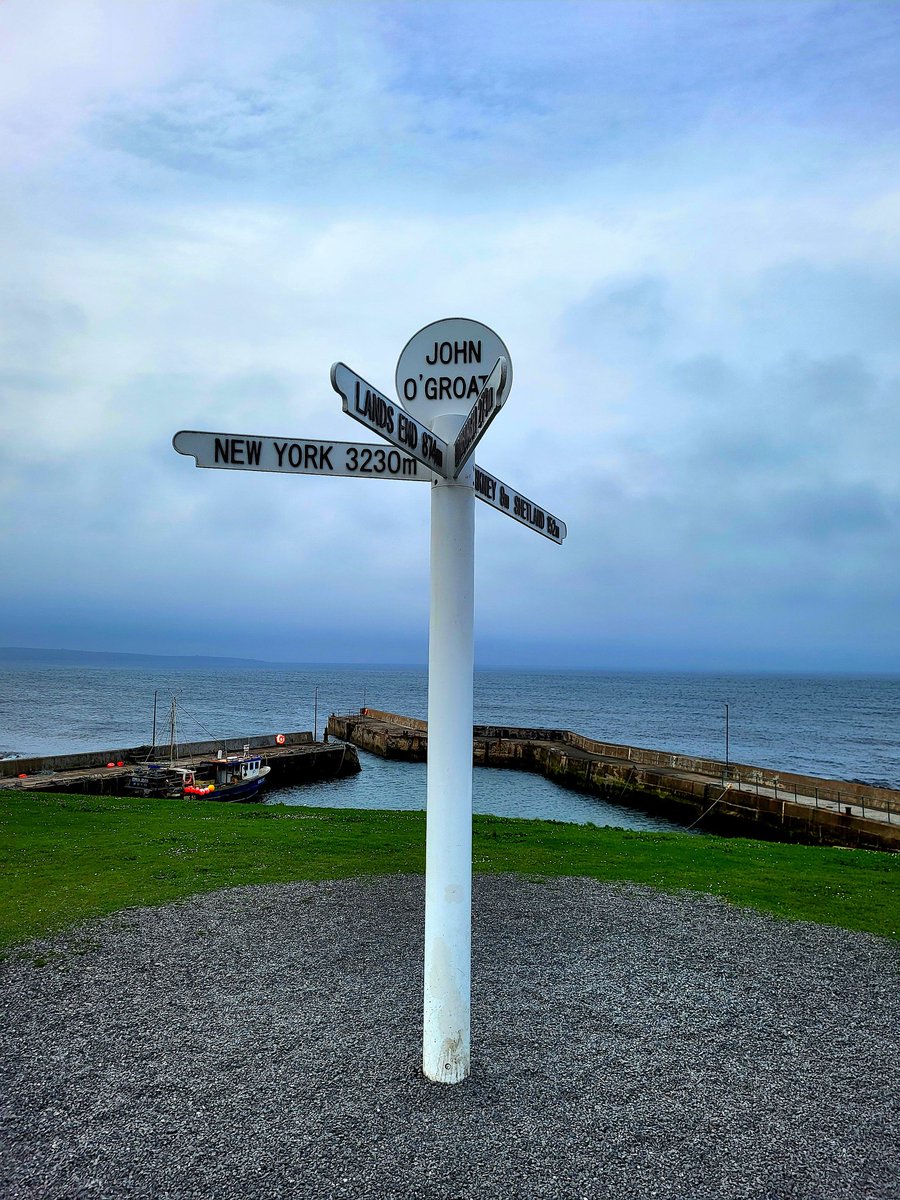 Day 2, part 2, NC500. The next stop HAD to be Helmsdale. Home to the utterly incredible Edwyn Collins. Beautiful, quiet place, museums & lots of walking routes. And then, finally, I made it!!

John o' Groats. What a day. 2 nights in Thurso now, & The Orkneys tmro. Forza Fiat500s!