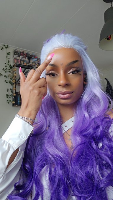 💸It's Fuck you as I fuck you bank account every day 💸  Slaap lekker alvast aan alle knappe dommes en