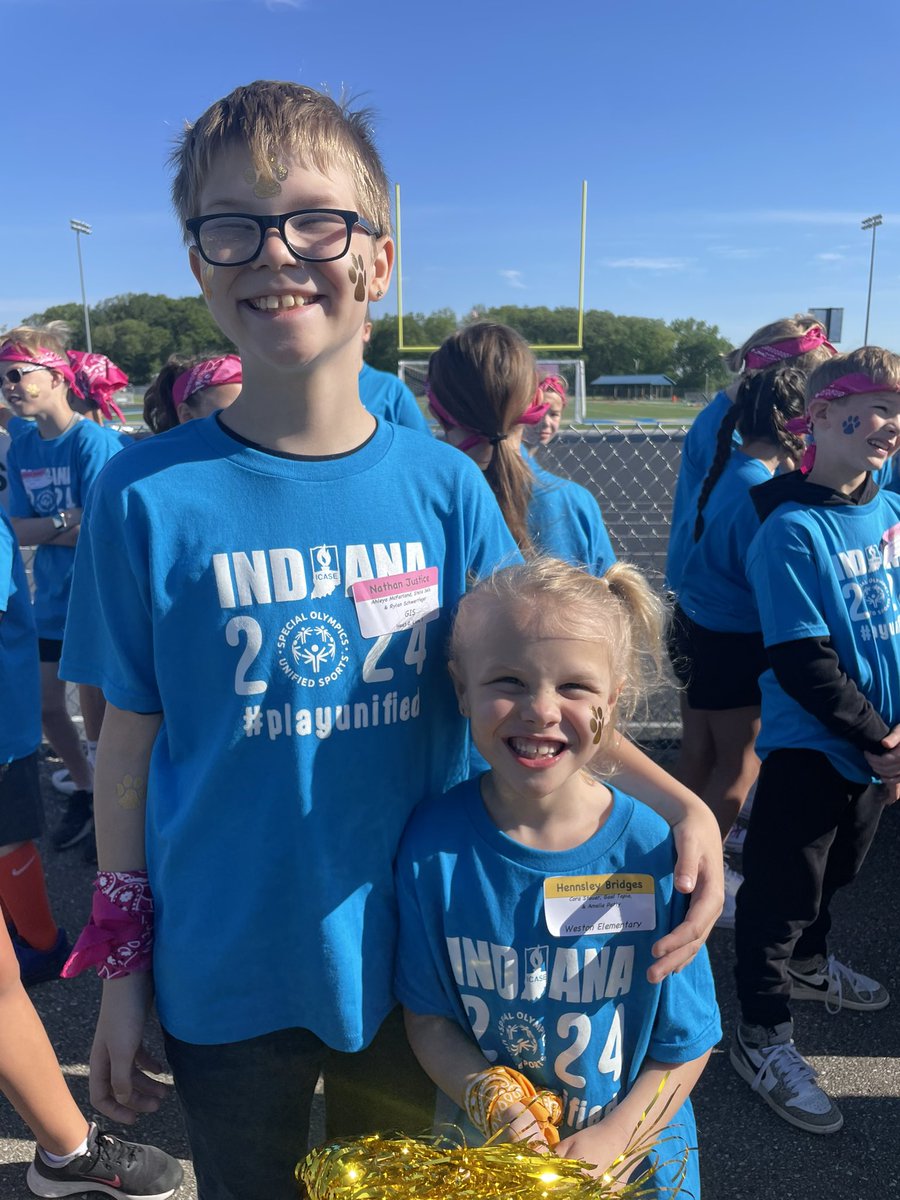 FlynnResource's tweet photo. Unified Game Day 2024. A day to promote belonging and acceptance of all students. #1GC #westonway https://t.co/C1Xjev8hAM
