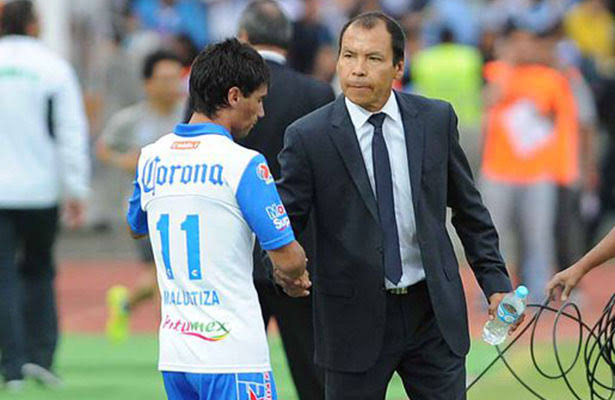 Opción de La Franja 🇲🇽 ⚽ 🎽 José Guadalupe Cruz podría volver a los banquillos del futbol mexicano, para dirigir al Puebla, adelanta Récord. Sería el regreso del experimentado entrenador, quien no dirige a un club desde 2021.