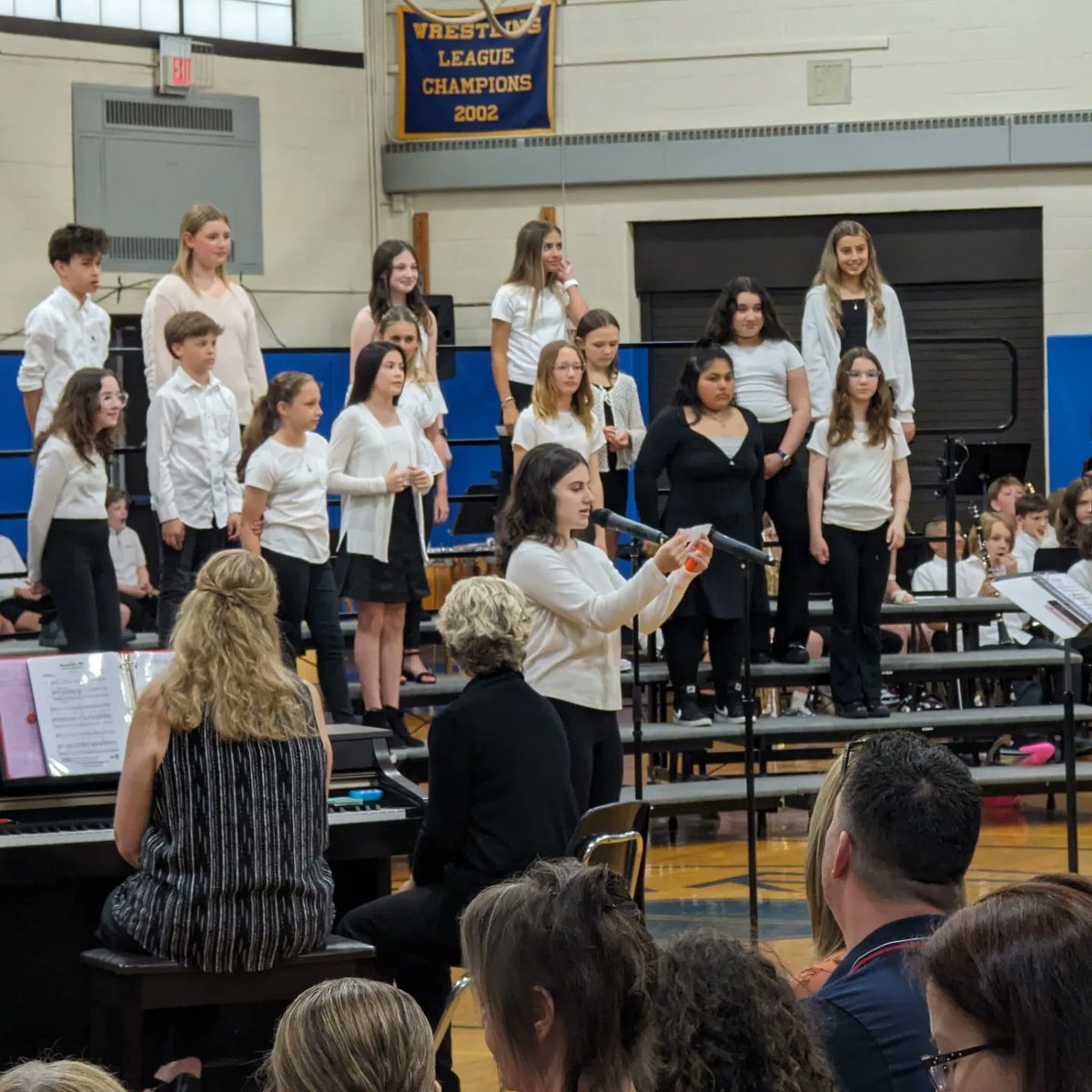 Tom Fabian tweet media