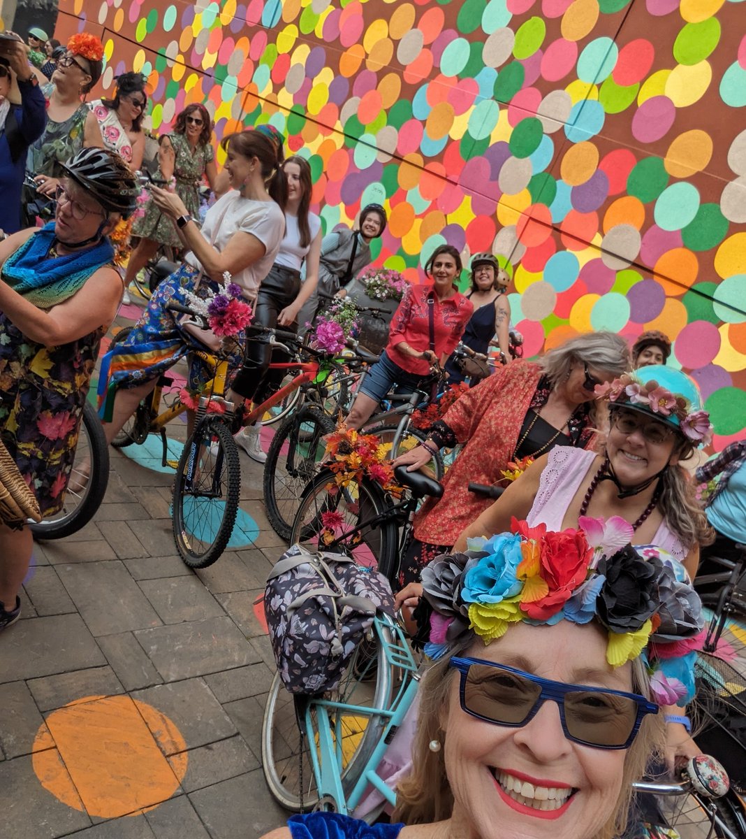 Heads up, 🚲🎉💃🏽☂️👠🪻🌺Fancies!

 🚲We're riding Sunday, June 9 (∆'d from 2)
🚲Sunday after World Bicycle Day 
🚲 Celebrate Bicycle Month(June!)
🚲 Noon start from City Hall
🚲Route forthcoming 

SAVE THE DATE! SPREAD THE NEWS!

#FWBRyeg2024
#JuneIsBikeMonth
#WorldBicycleDay