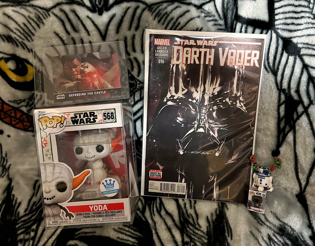 #MailCall Got my #StarWars #MysteryGrail box today! The Pop’s are cute, love the comic, don’t really know much about the cards! #FunkoFam did you get one? #Awesomeness #Maythe4thBeWithYou #SpreadJoy #OriginalFunko @7BucksAPop Hope everyone is having a good start to your week!