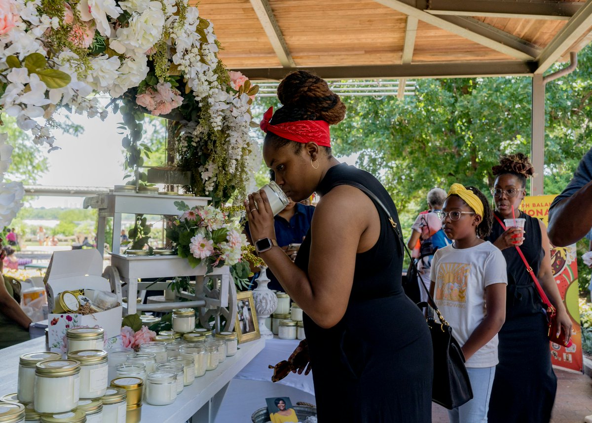 Join us this weekend, May 18-19, for the Black Heritage Celebration, presented by @BankofAmerica. This two-day celebration will showcase Black designers, chefs, entertainers, vendors and much more. 

dallasarboretum.org/black-heritage…