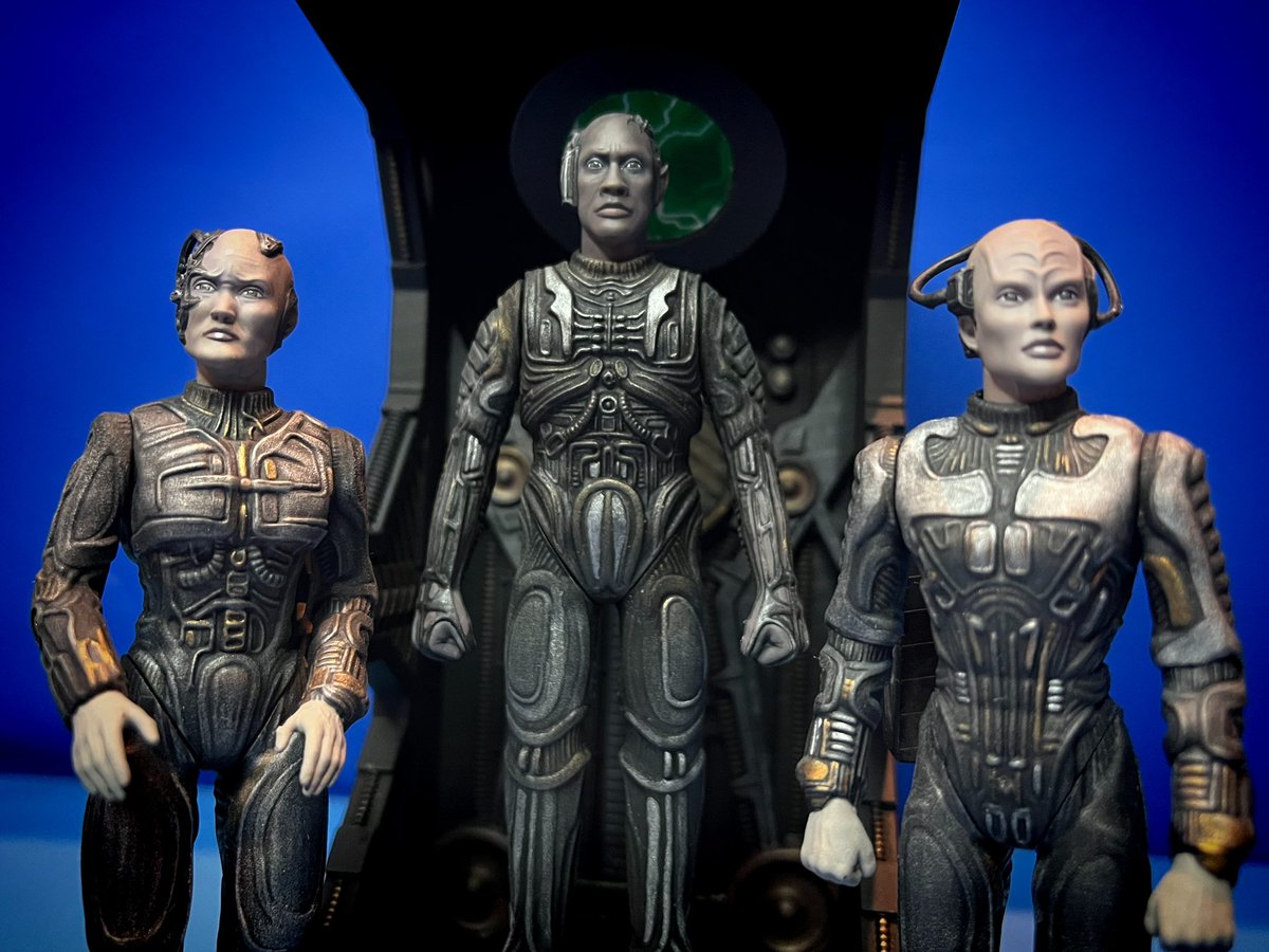 New updates to the ‘Unimatrix Zero’ Borg Janeway, Borg Torres and Borg Tuvok complete with Borg Alcove. #startrekvoyager @TrekCore @TheTrekCentral @TrekMovie @roxdaws @timruss2 @TheKateMulgrew