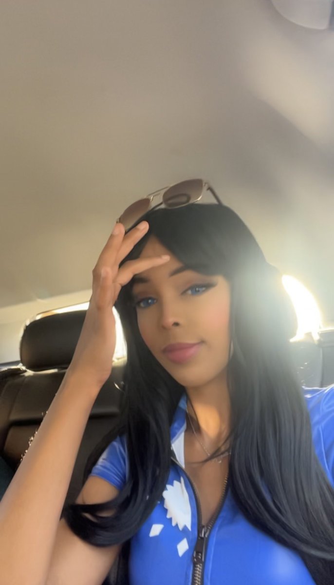 Sanjistars's tweet image. Me vs the anime character! 🫶🥳