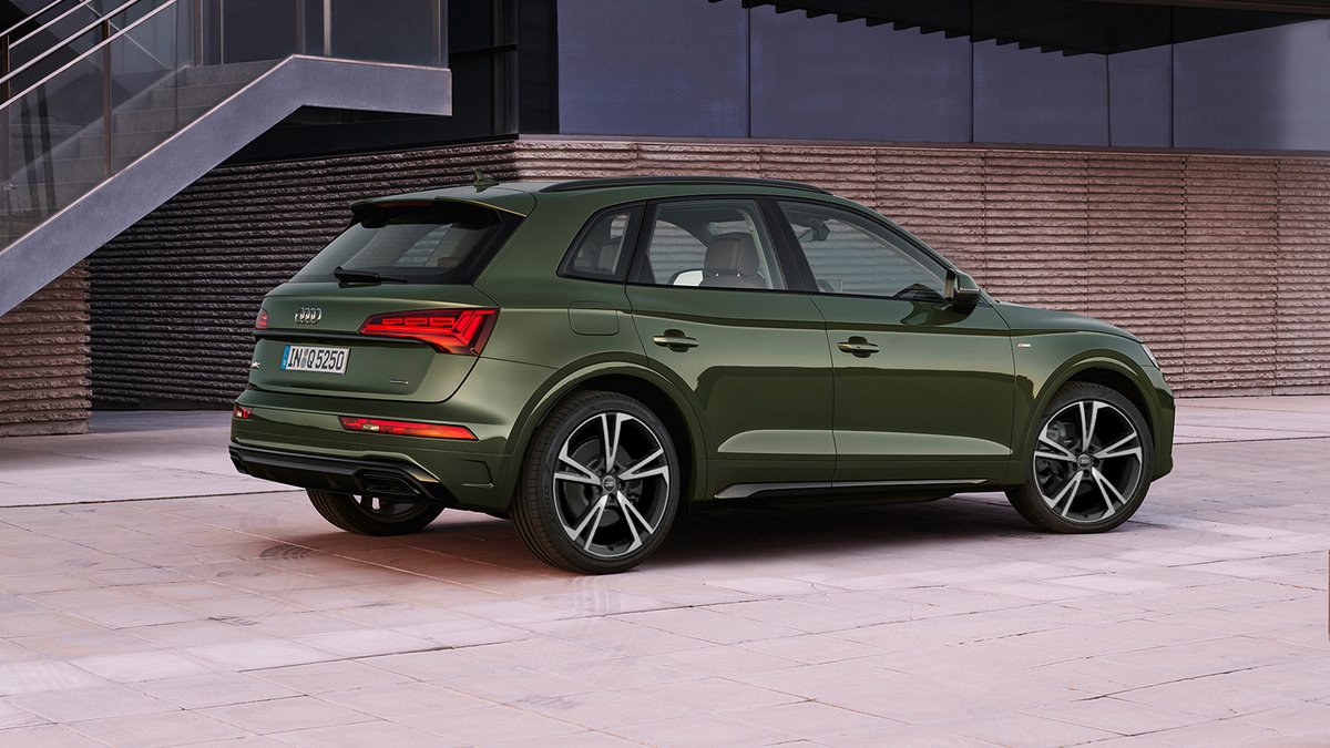 AudideMexico's tweet image. Estilo único en el exterior e innovación tecnológica en el interior; el Audi Q5 es una declaración al progreso.

Descubre cómo redefine el confort en cada viaje: bit.ly/3Ik3KZh

#BeyondImagination
#FutureIsAnAttitude
#ProgressYouCanFeel