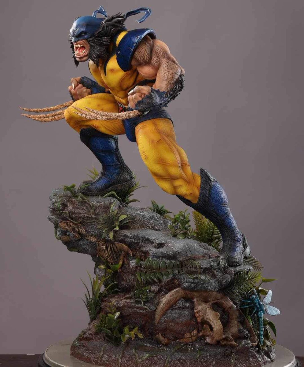 I haven't bought any statues in a while. But this is definitely one I'd pick up. I love Wolverine with bone claws.