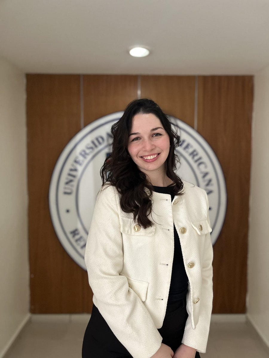 LiaJoubertMD's tweet image. A couple of days ago we presented our thesis🥹. Just a few weeks away from the MD!👩🏻⚕️🥳 #MedX