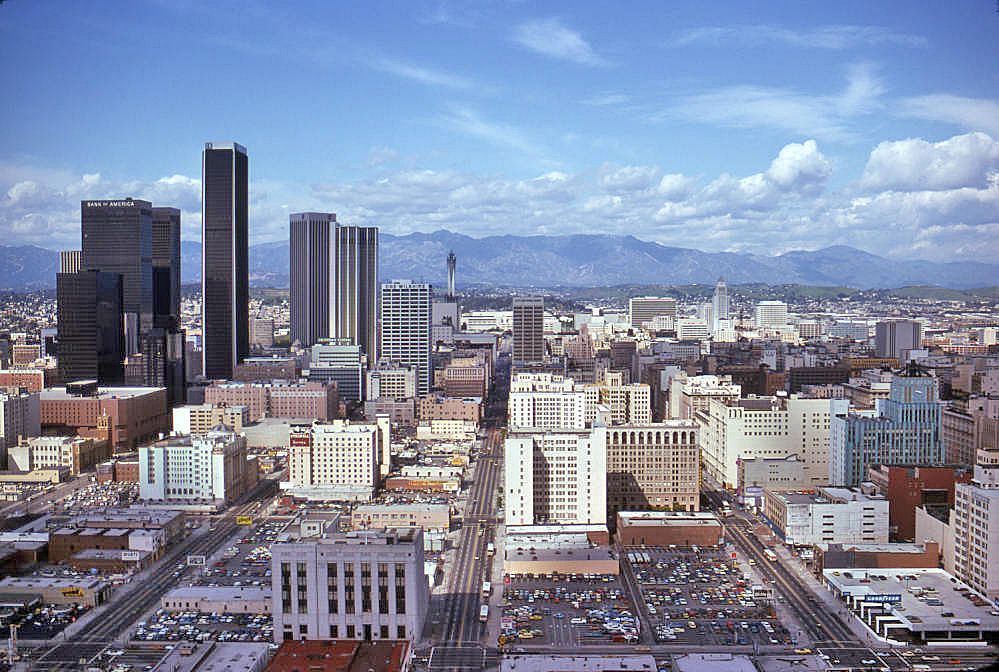 [1975] Downtown Los Angeles as captured from an upper story of the Transamerica Building, 1150 S. Olive Street. (Roy Hankey Collection) buff.ly/3wyFqQF